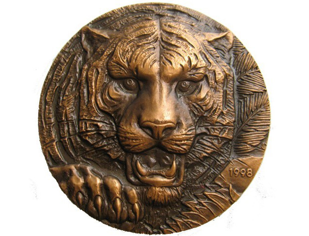 大铜章成为钱币收藏“慢热派” 生肖类最受欢迎