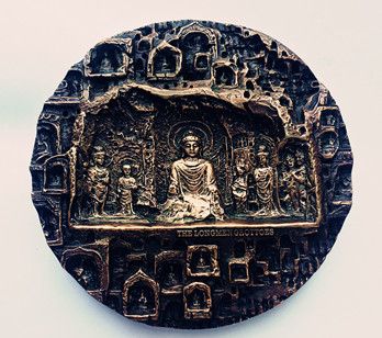 感受龙门石窟的另一种美:珍藏版160MM浇铸铜章亮相